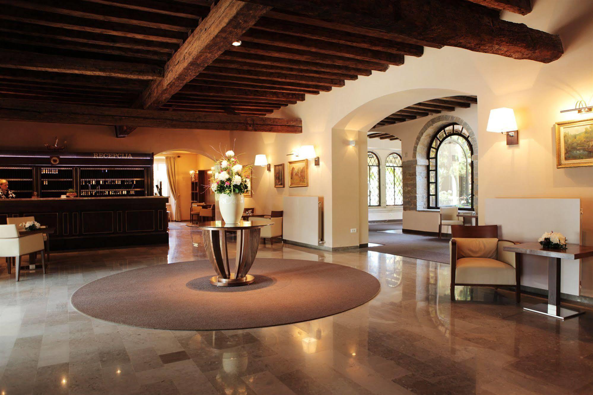 Villa Adriatic - Hotel & Resort Adria أنكاران المظهر الخارجي الصورة